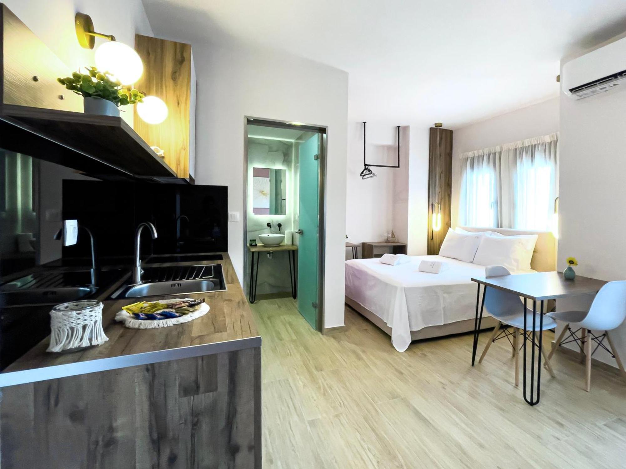 Athonite All Seasons Luxury Suites Ierissos Exterior foto