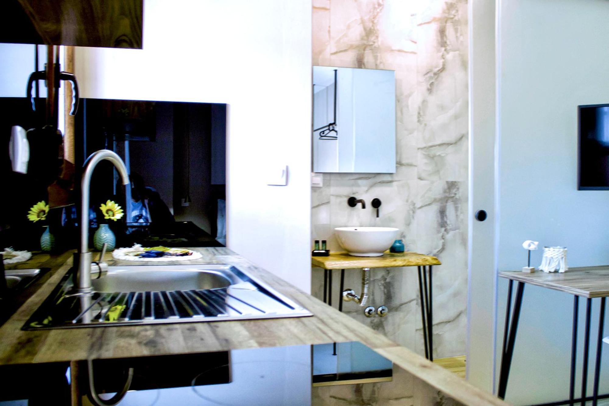 Athonite All Seasons Luxury Suites Ierissos Exterior foto